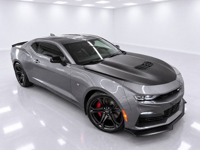 Used 2022 Chevrolet Camaro SS RWD image 10