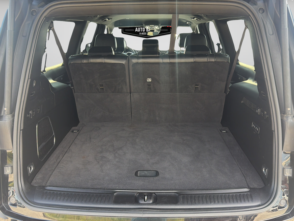 Used 2024 Jeep Wagoneer L Series II RWD image 13