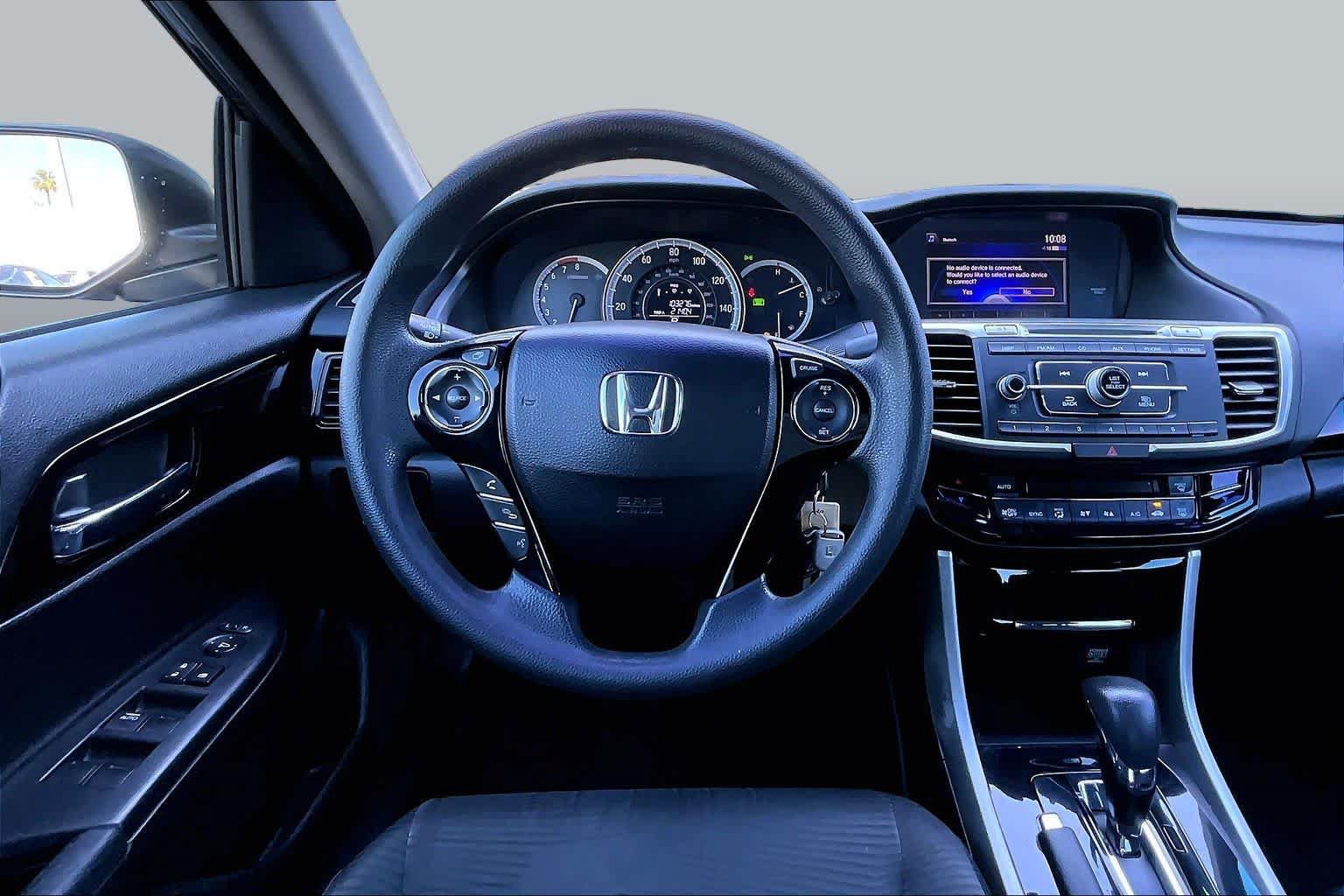 Used 2017 Honda Accord LX image 5