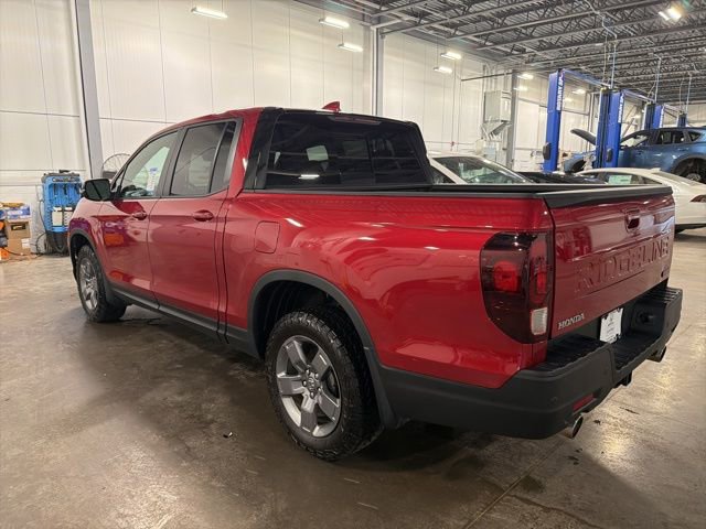 Certified 2025 Honda Ridgeline TrailSport image 3
