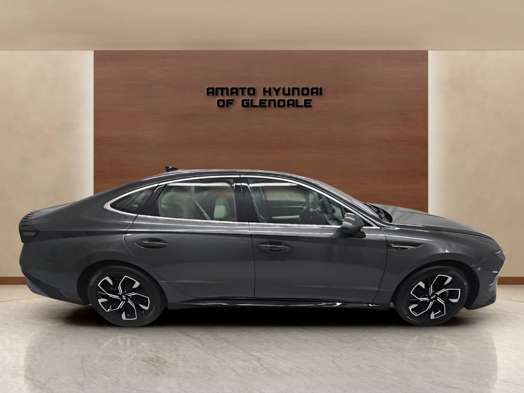 Certified 2025 Hyundai Sonata SEL FWD image 7
