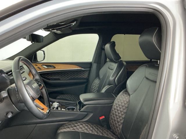 Used 2021 Jeep Grand Cherokee L Summit AWD/4WD image 16