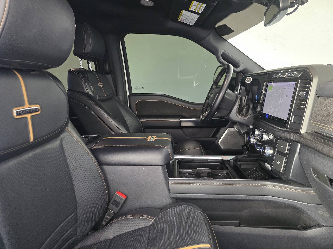 Used 2023 Ford F250 Platinum w/ FX4 Off-Road Package AWD/4WD image 18