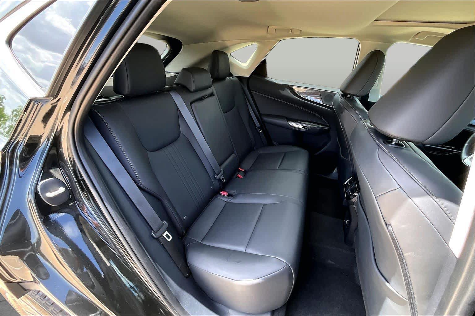 Certified 2025 Lexus NX 250 FWD w/ Premium Package image 20