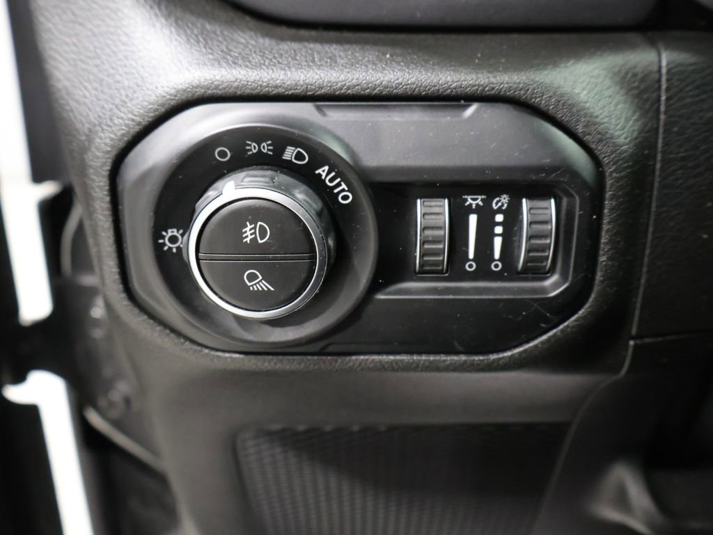 Used 2021 Jeep Gladiator Mojave AWD/4WD image 30
