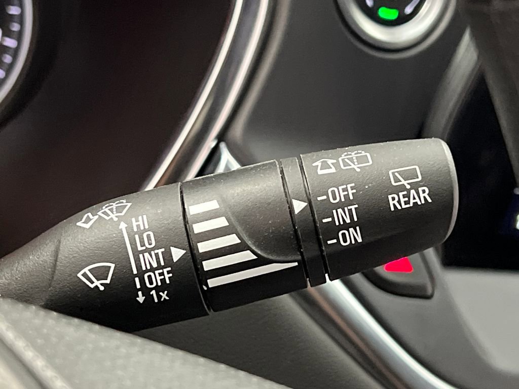 Used 2025 Chevrolet Blazer LT image 42