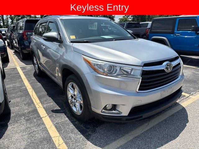 Used 2014 Toyota Highlander Limited Platinum AWD/4WD image 6