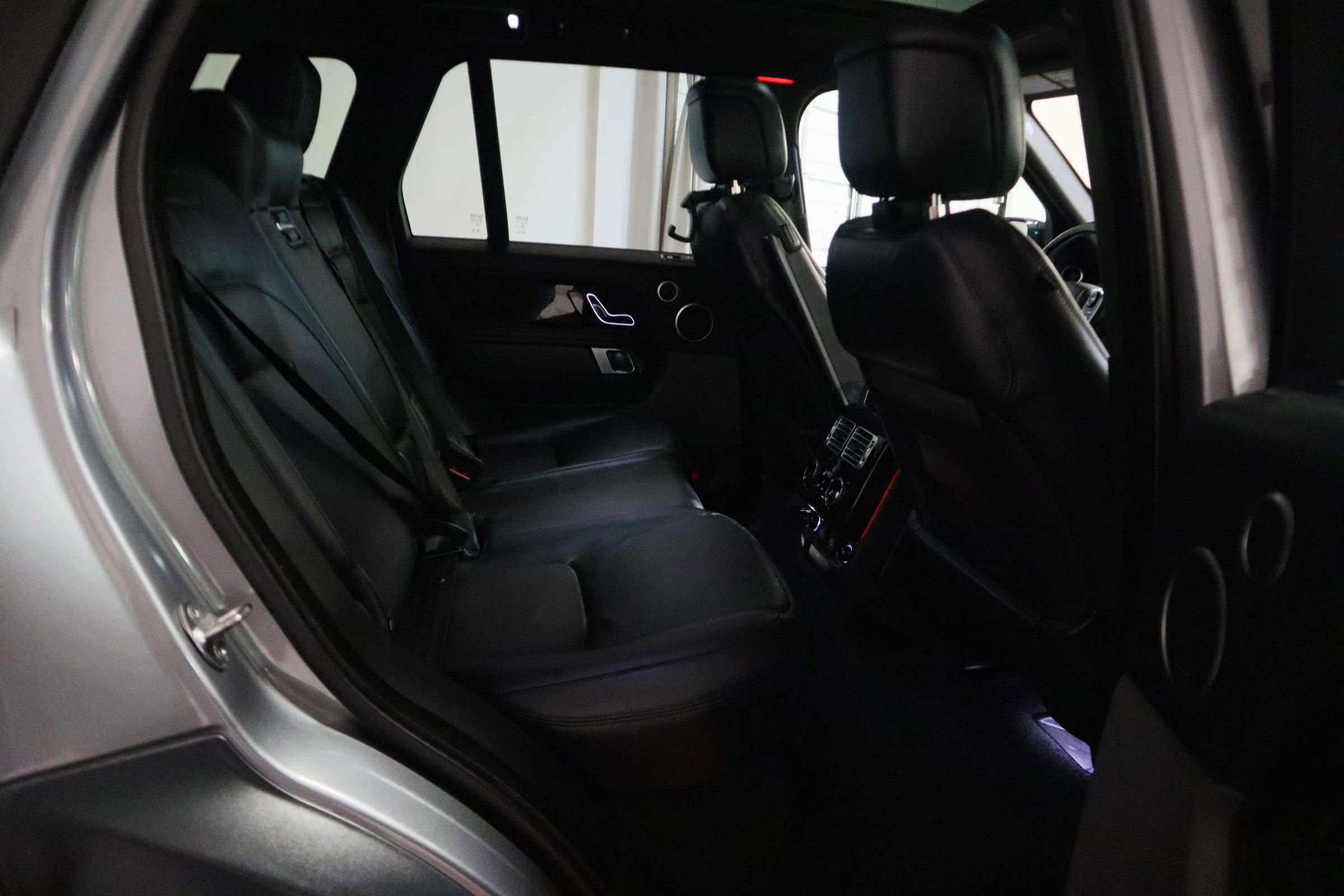 Used 2022 Land Rover Range Rover Westminster Edition image 23