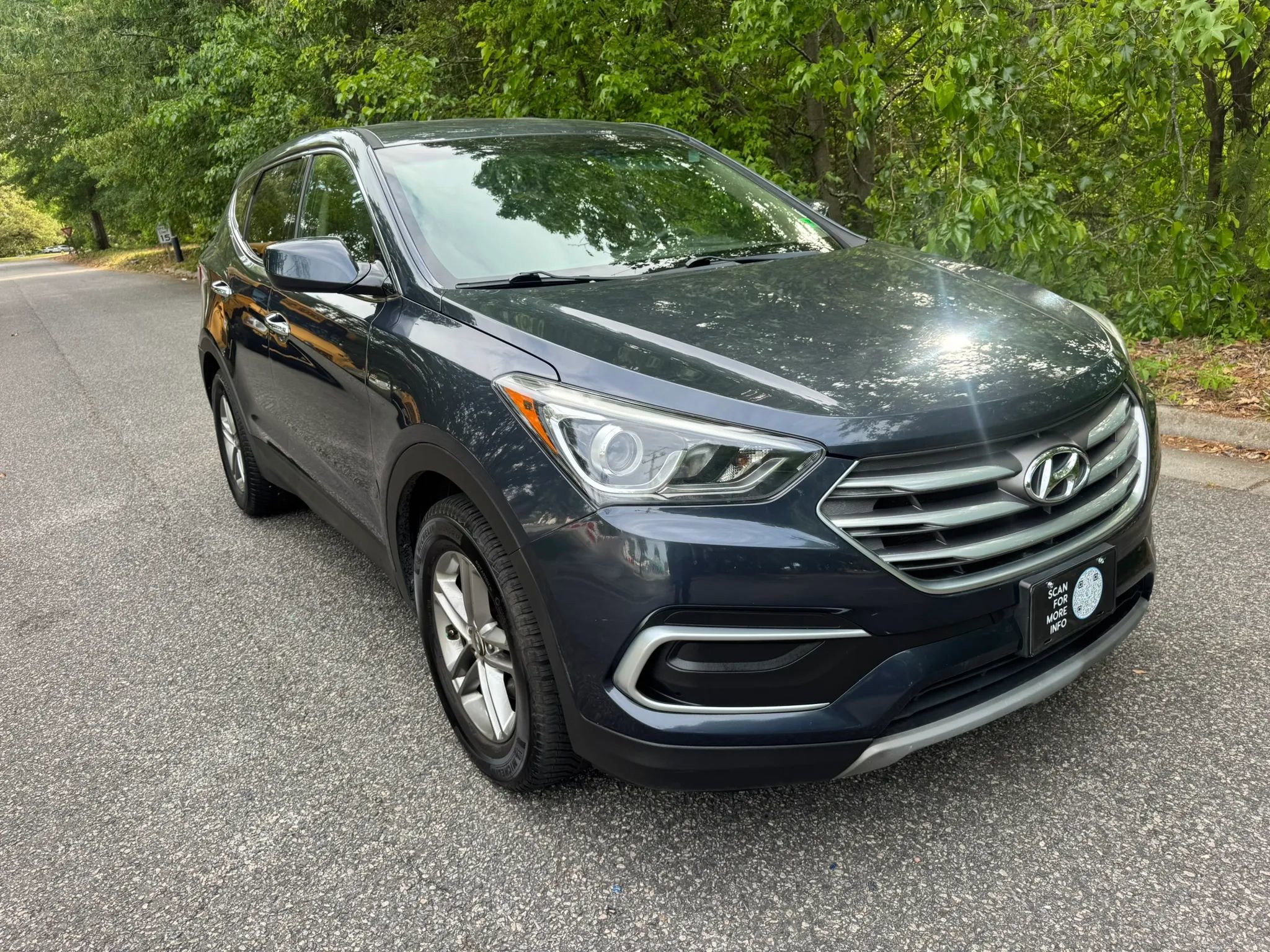 Used 2018 Hyundai Santa Fe Sport AWD/4WD image 2