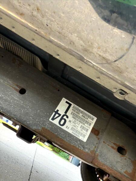 Used 2005 GMC Sierra 3500 SLT w/ Heavy-Duty Power Package image 9