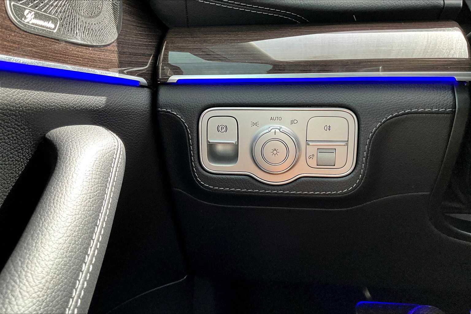 New 2026 Mercedes-Benz GLS 450 4MATIC image 13