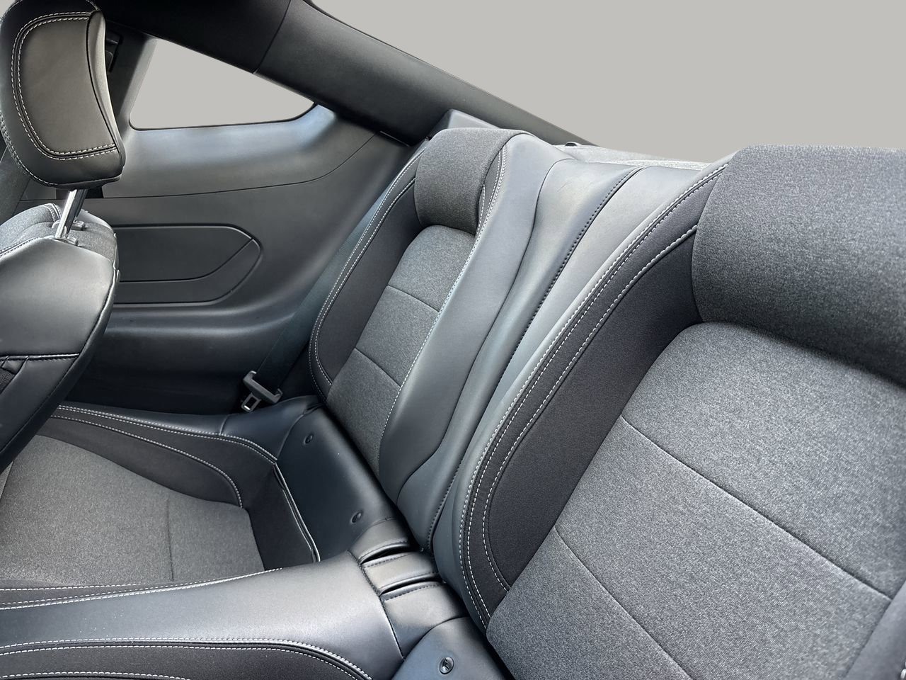 Used 2024 Ford Mustang Coupe image 15