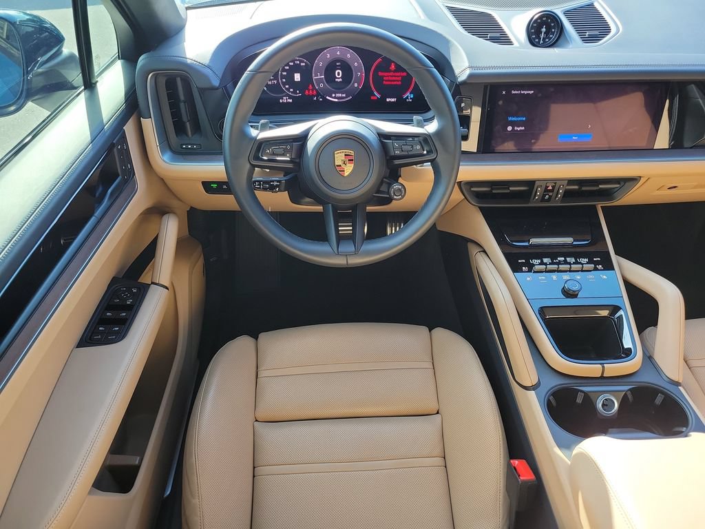 Certified 2025 Porsche Cayenne S AWD/4WD image 21