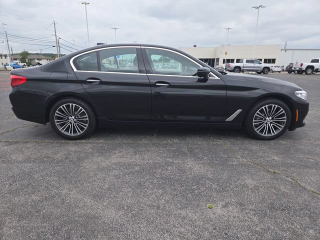 Used 2018 BMW 530i xDrive AWD/4WD image 9
