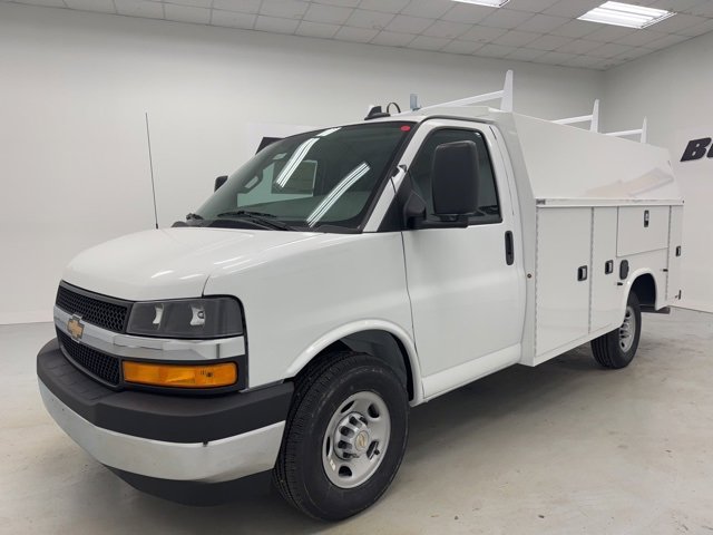 New 2026 Chevrolet Express 3500 w/ Power Convenience Package video 1