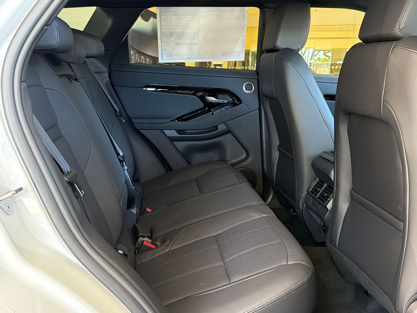 New 2026 Land Rover Range Rover Evoque S AWD/4WD image 31