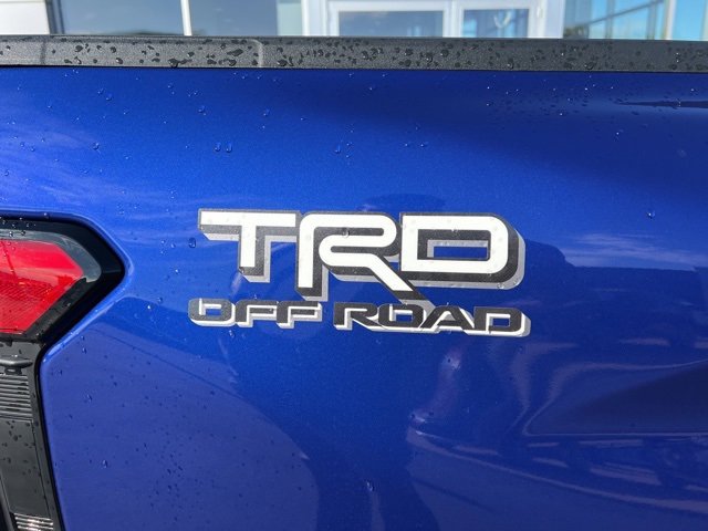 Certified 2025 Toyota Tacoma TRD Off-Road image 9