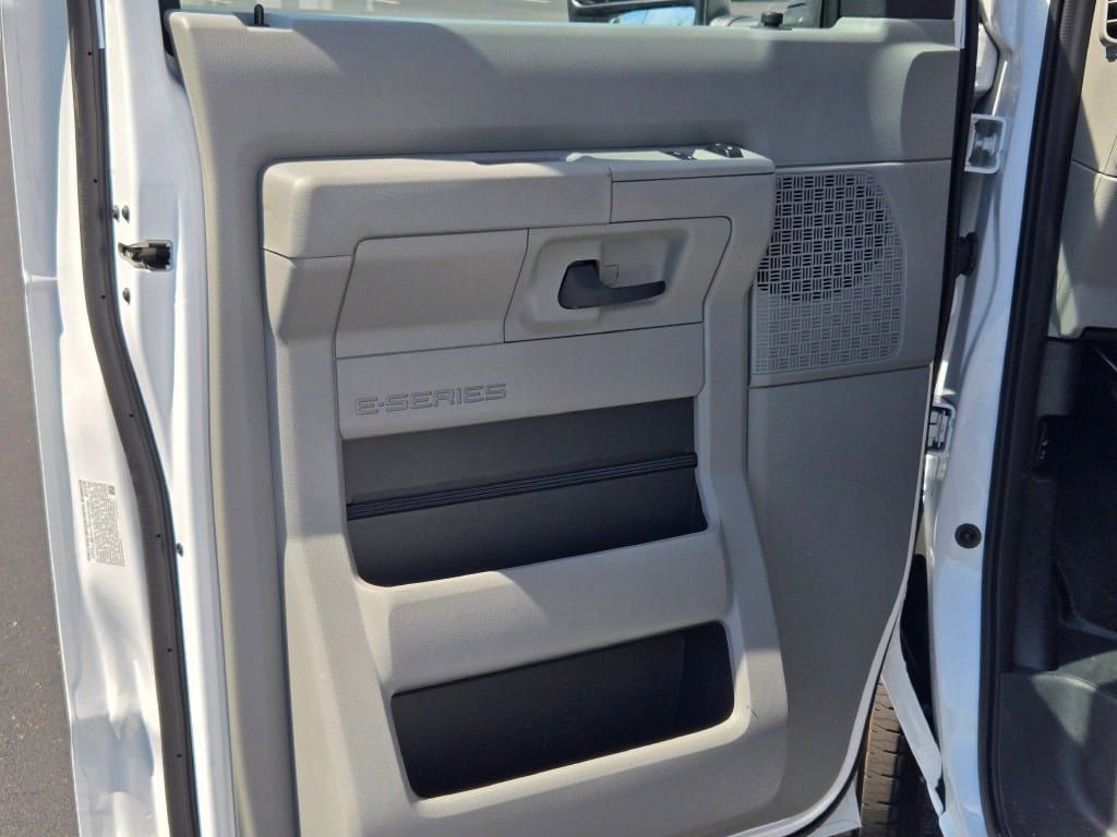 New 2026 Ford E-350 and Econoline 350 Super Duty w/ Power Equipment Group RWD image 21