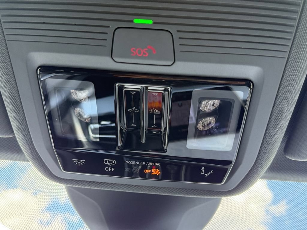 Used 2025 Audi Q4 e-tron Premium Plus RWD image 18