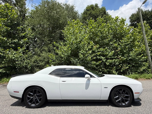 Used 2019 Dodge Challenger R/T w/ Plus Package RWD image 5