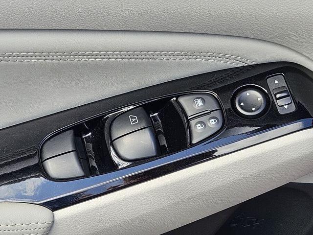 Used 2023 Nissan Altima 2.5 SL FWD image 36