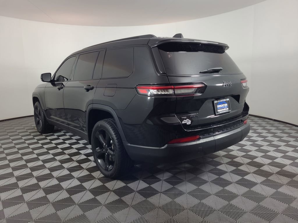 Used 2022 Jeep Grand Cherokee L Laredo AWD/4WD image 5