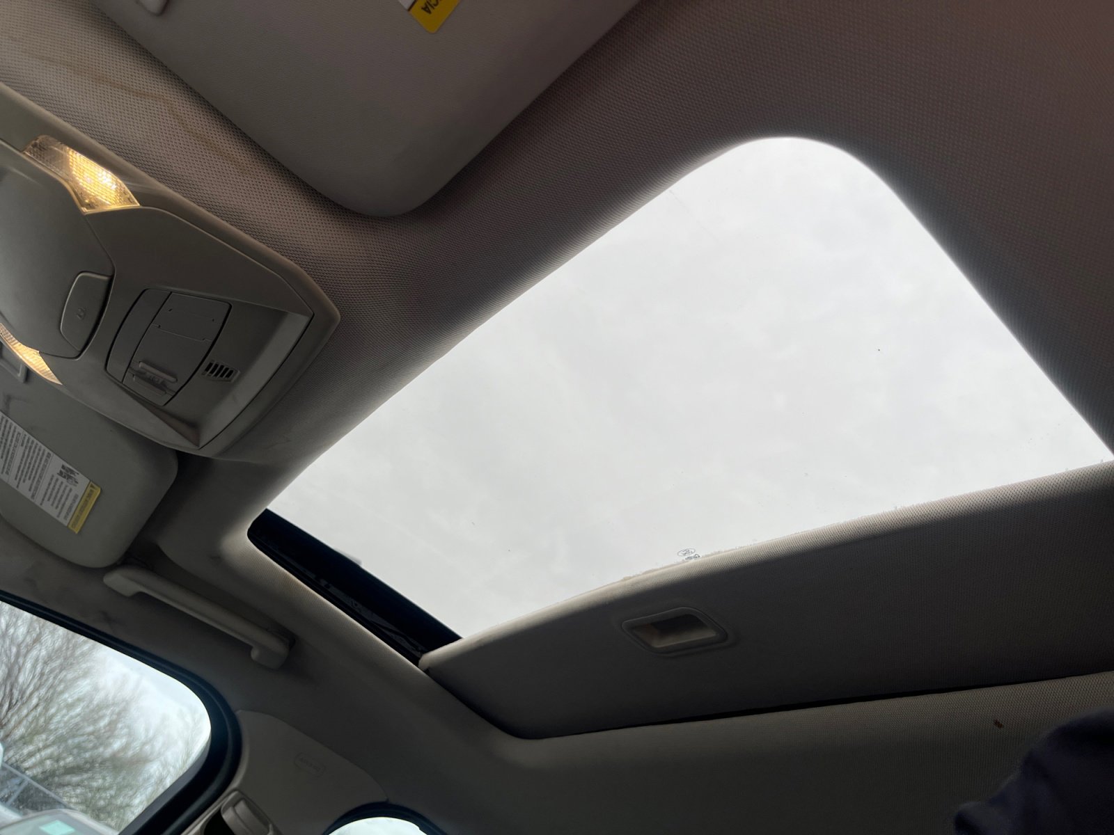 Used 2017 Ford Focus SEL image 32