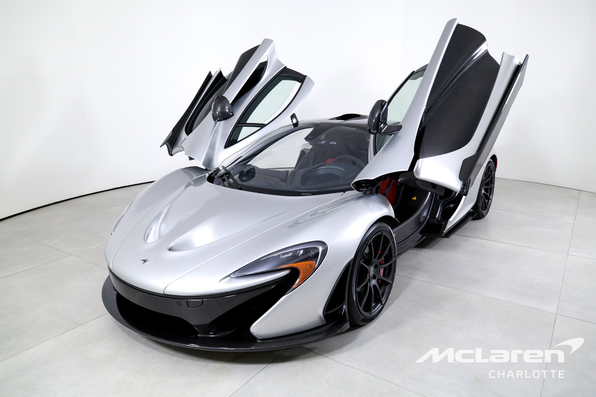 Used 2015 McLaren P1 image 5