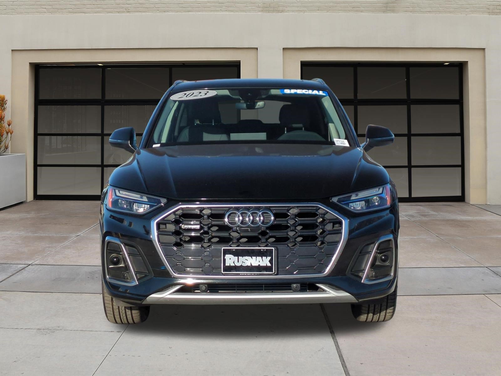 Used 2023 Audi Q5 2.0T Premium Plus w/ Premium Plus Package AWD/4WD image 6