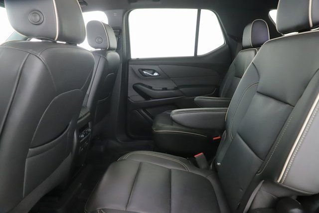 Used 2023 Chevrolet Traverse Premier image 29
