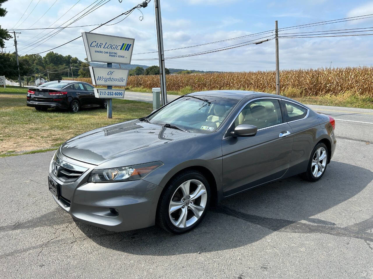 Used 2011 Honda Accord EX-L image 10