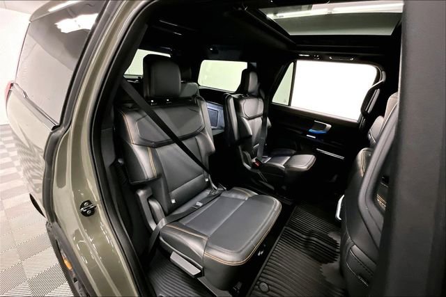 Used 2025 Ford Expedition Tremor AWD/4WD image 25