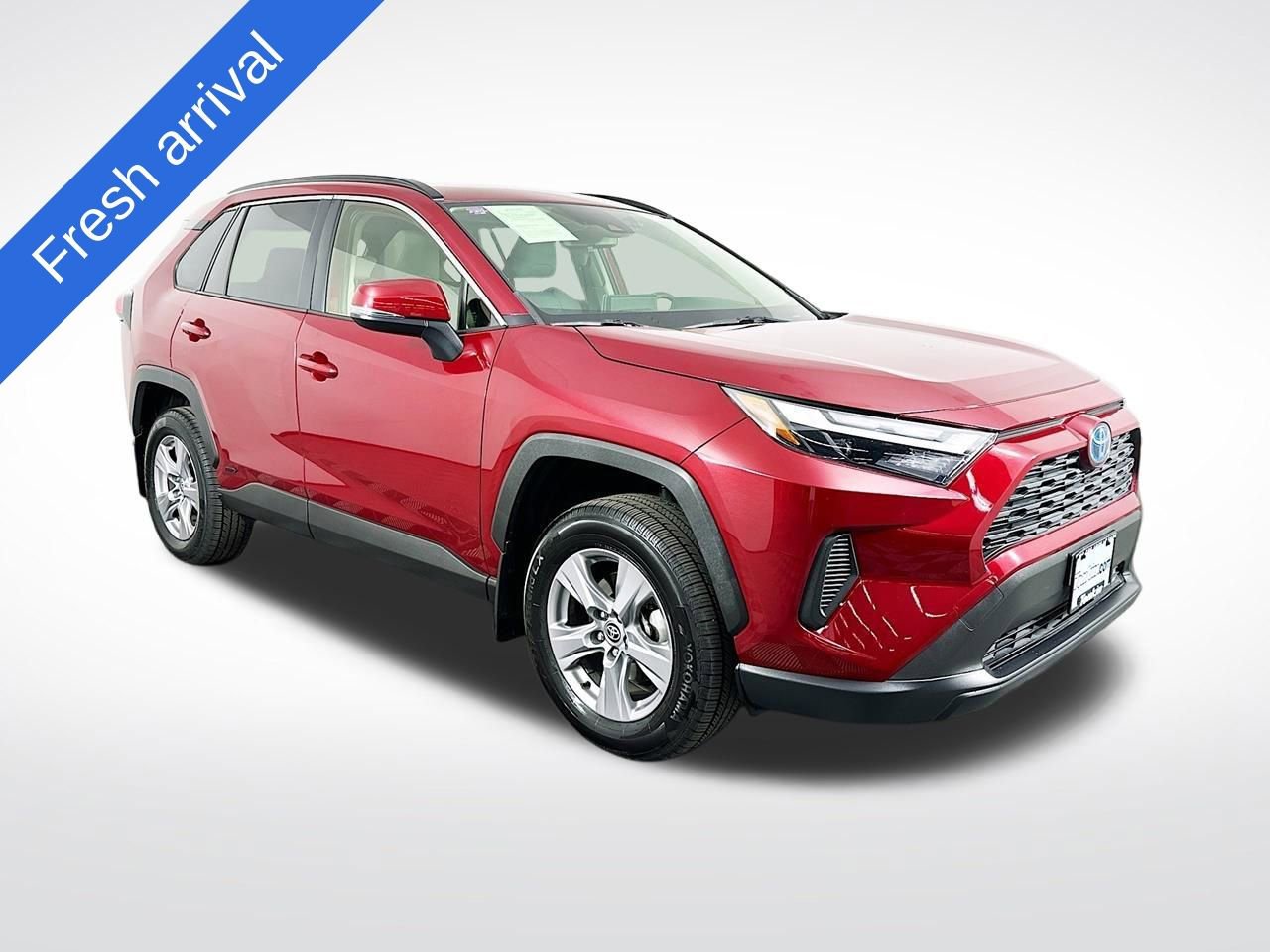 Used 2024 Toyota RAV4 XLE w/ Convenience Package image 1