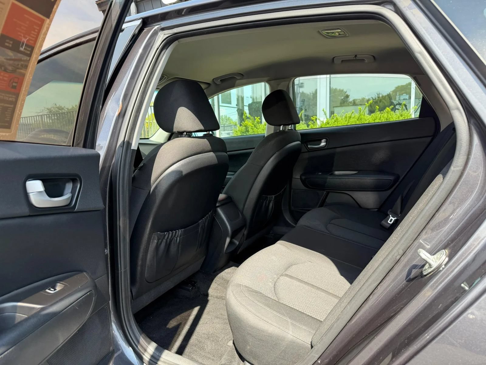 Used 2018 Kia Optima LX FWD image 9