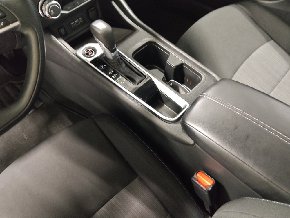 Used 2025 Nissan Sentra SV w/ Trunk Package FWD image 26