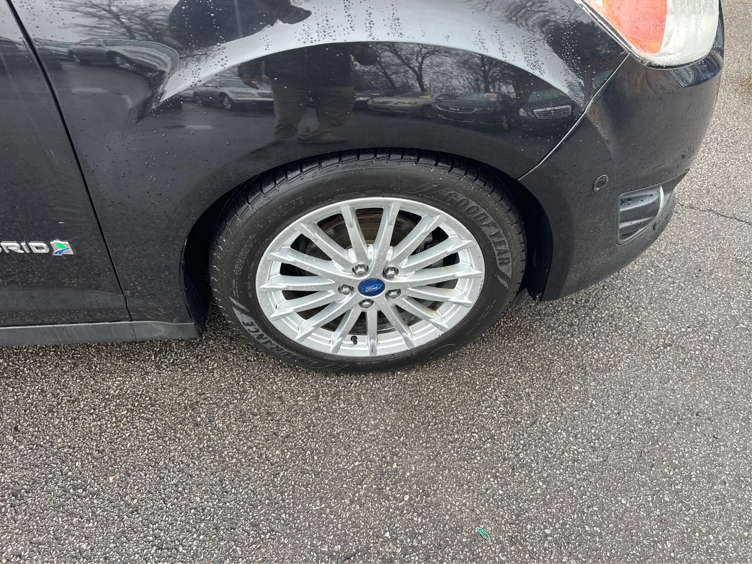 Used 2013 Ford C-MAX SEL image 23