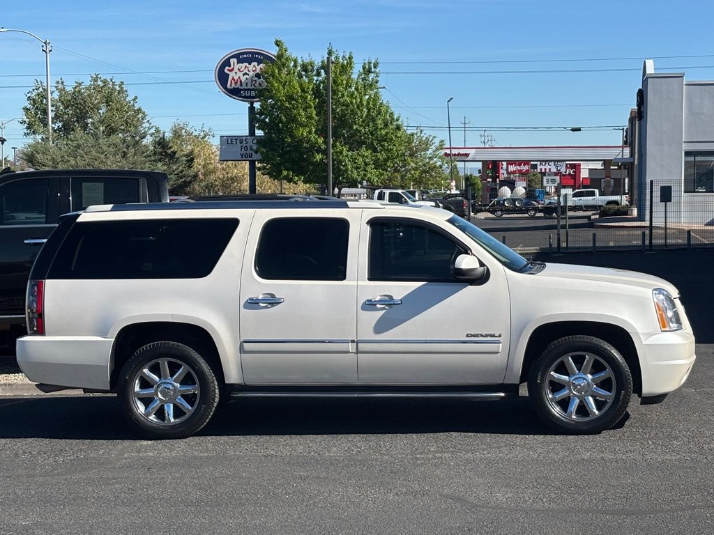 Used 2013 GMC Yukon XL Denali AWD/4WD image 55