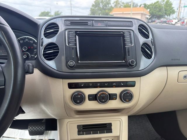 Used 2016 Volkswagen Tiguan SEL FWD image 23