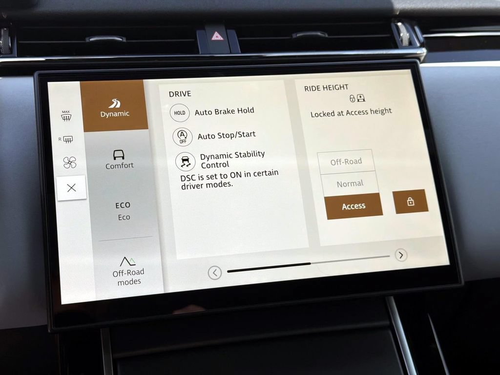 New 2026 Land Rover Range Rover Velar S AWD/4WD image 25