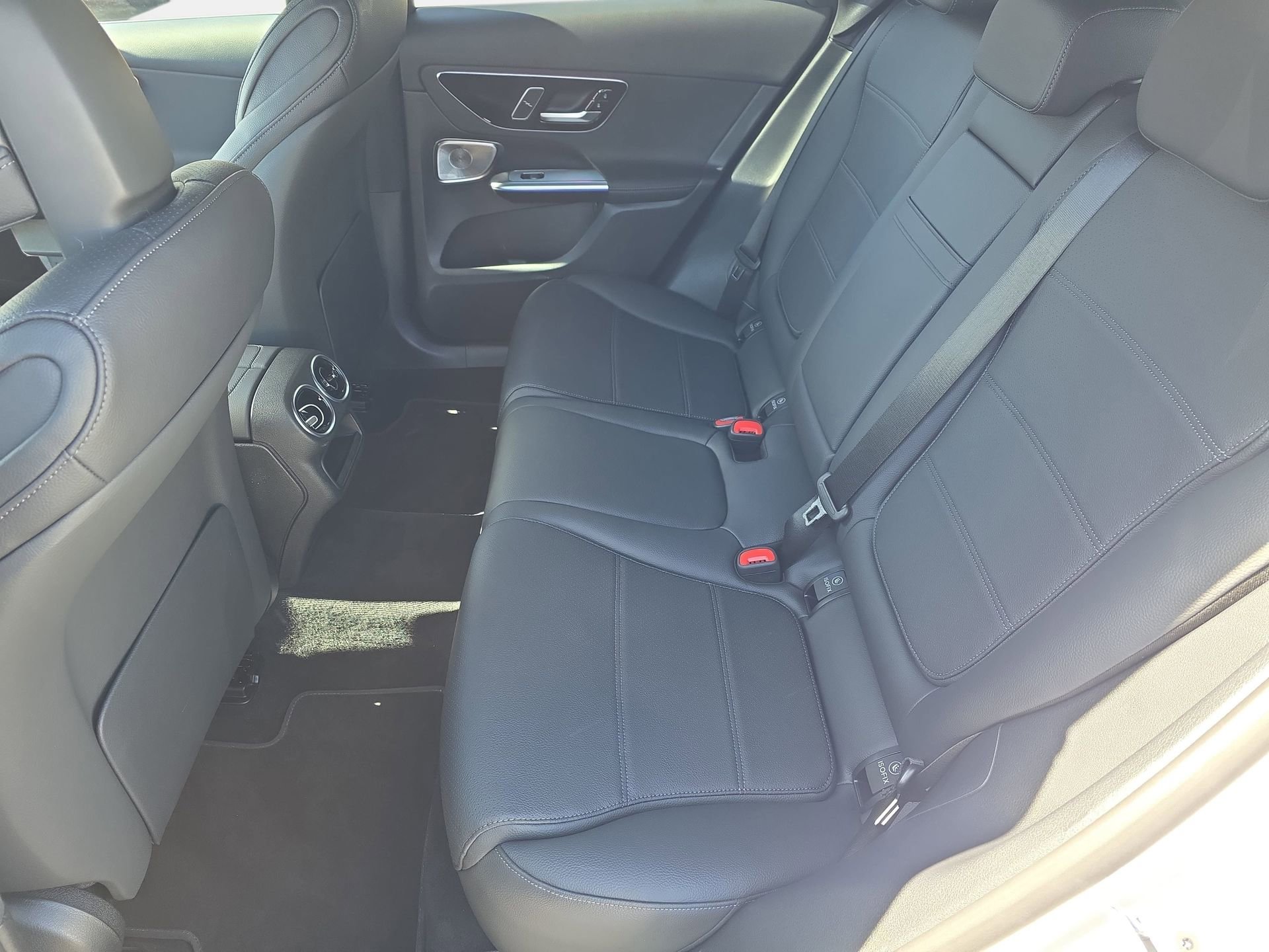 Certified 2025 Mercedes-Benz GLC 300 4MATIC image 14