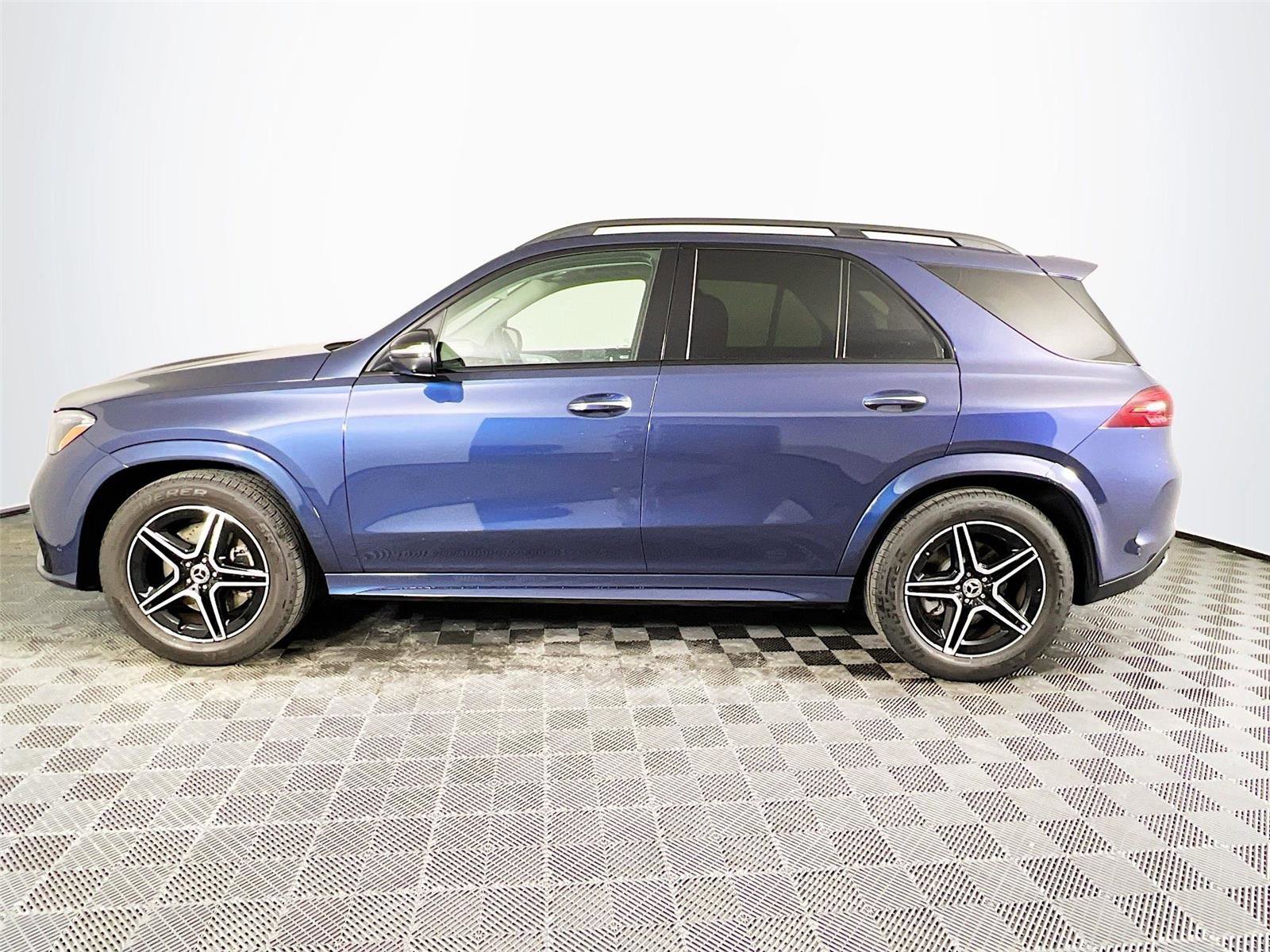 New 2025 Mercedes-Benz GLE 350 4MATIC image 3