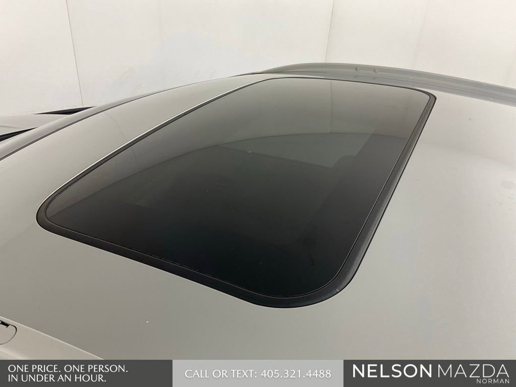 Used 2016 Honda HR-V EX-L image 11