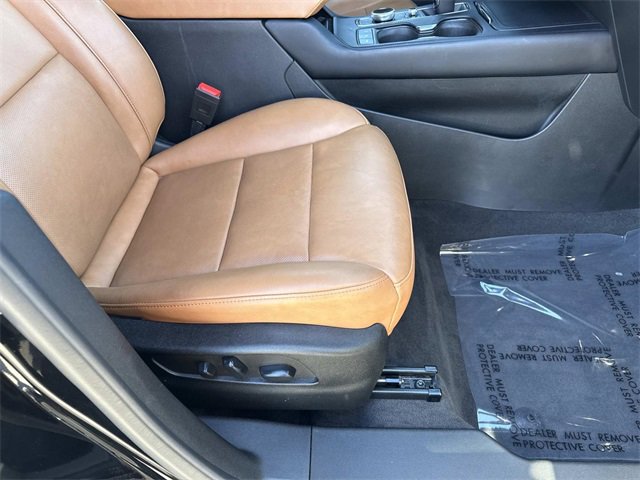 Certified 2022 Cadillac XT4 Premium Luxury w/ Enhanced Visibility Package image 15