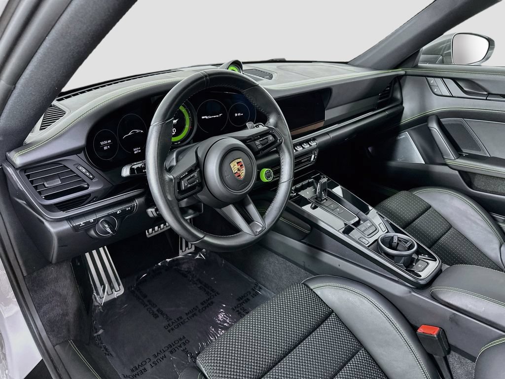 Certified 2023 Porsche 911 Carrera T RWD image 4