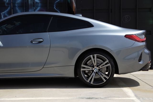 Used 2021 BMW 430i Coupe w/ Convenience Package RWD image 27