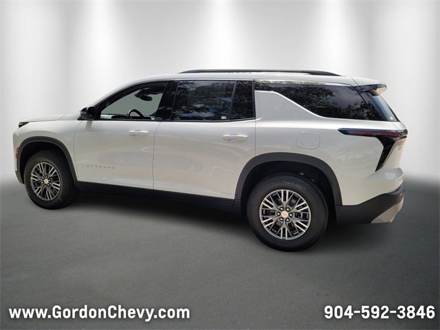 New 2026 Chevrolet Traverse LT image 3