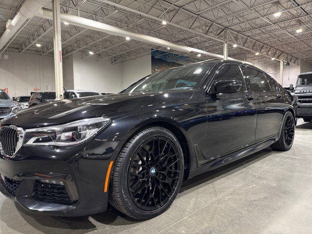 Used 2016 BMW 750i RWD image 24