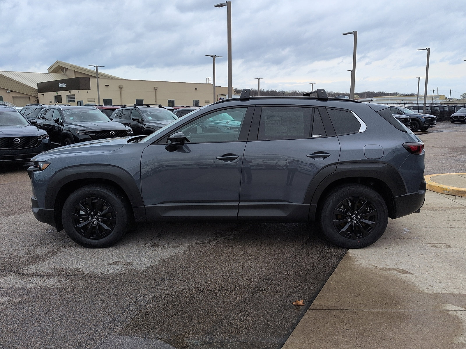 New 2026 MAZDA CX-50 AWD 2.5 Hybrid w/ Cargo Package image 4