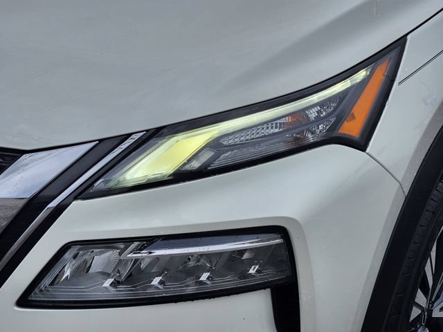Used 2023 Nissan Rogue SV FWD image 9