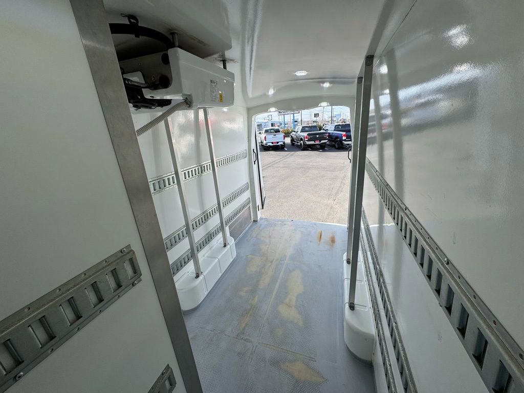 Used 2020 Ford Transit 350 Base image 22